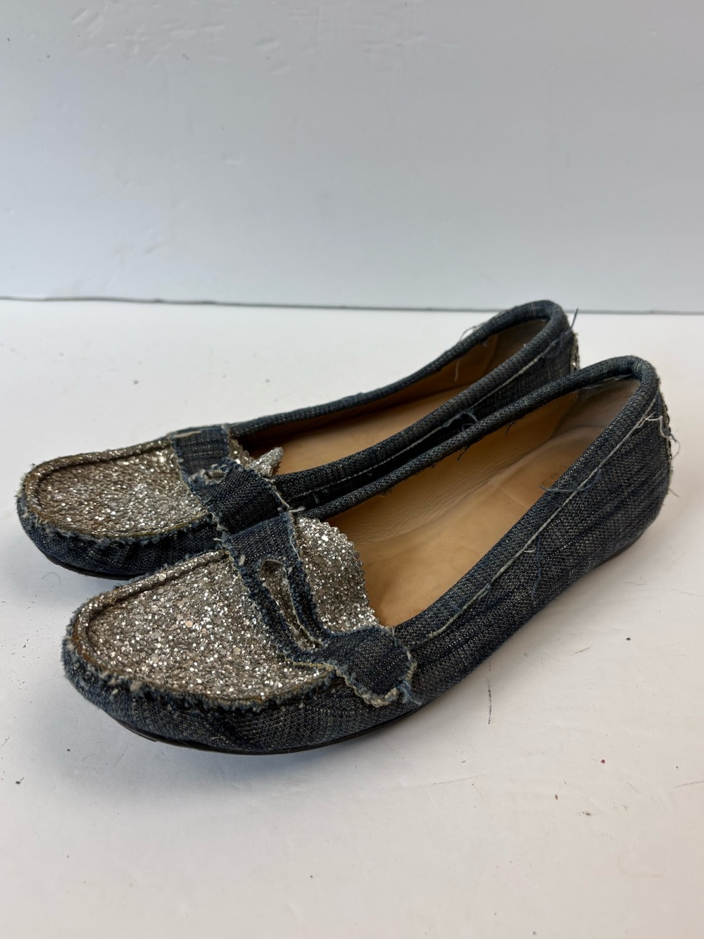 Stuart Weitzman Denim Glitter Sparkle Penny Loafers Women’s Size 7.5M 43126